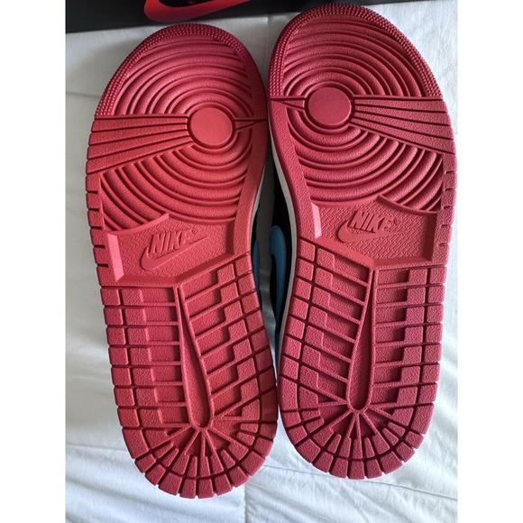 Nike Air Jordan 1 Retro Low OG NC to Chi Women's Size 10 New in Box CZ0775 046 - Picture 12 of 14